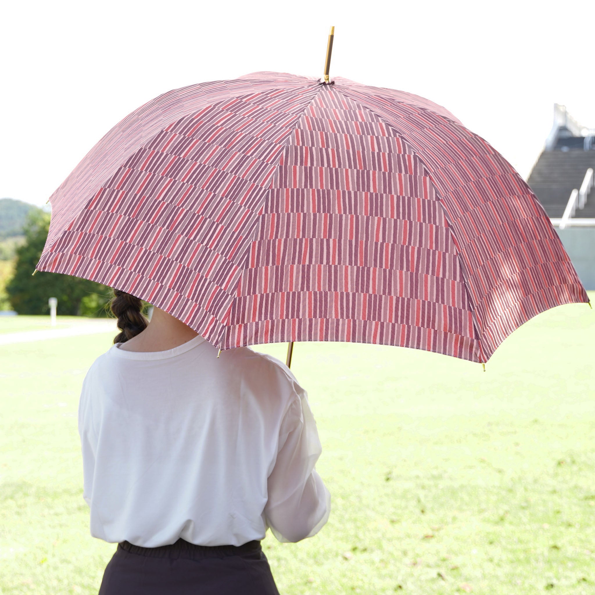 遊び心のあるデザインのレディース長傘！晴雨兼用雨傘8本骨60cm