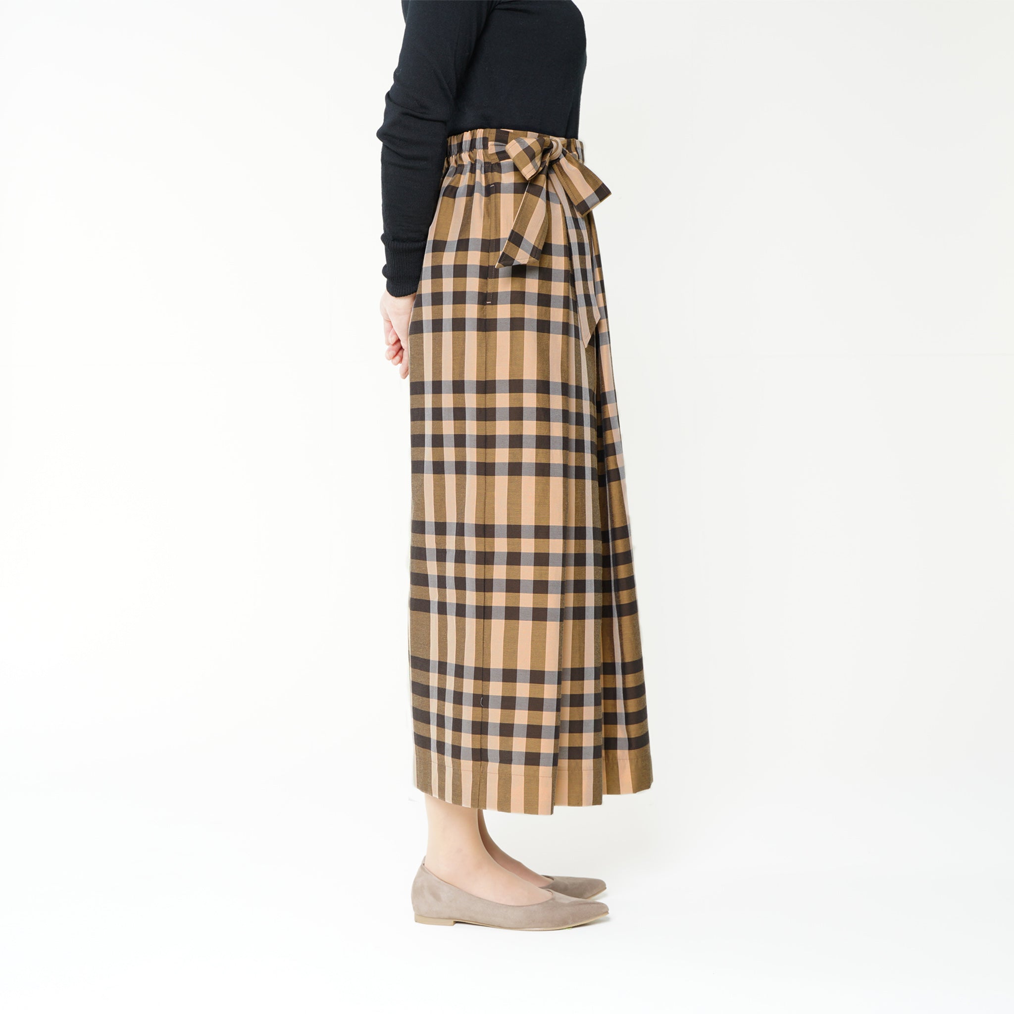 clotho ロング巻きスカート ベージュ 側面