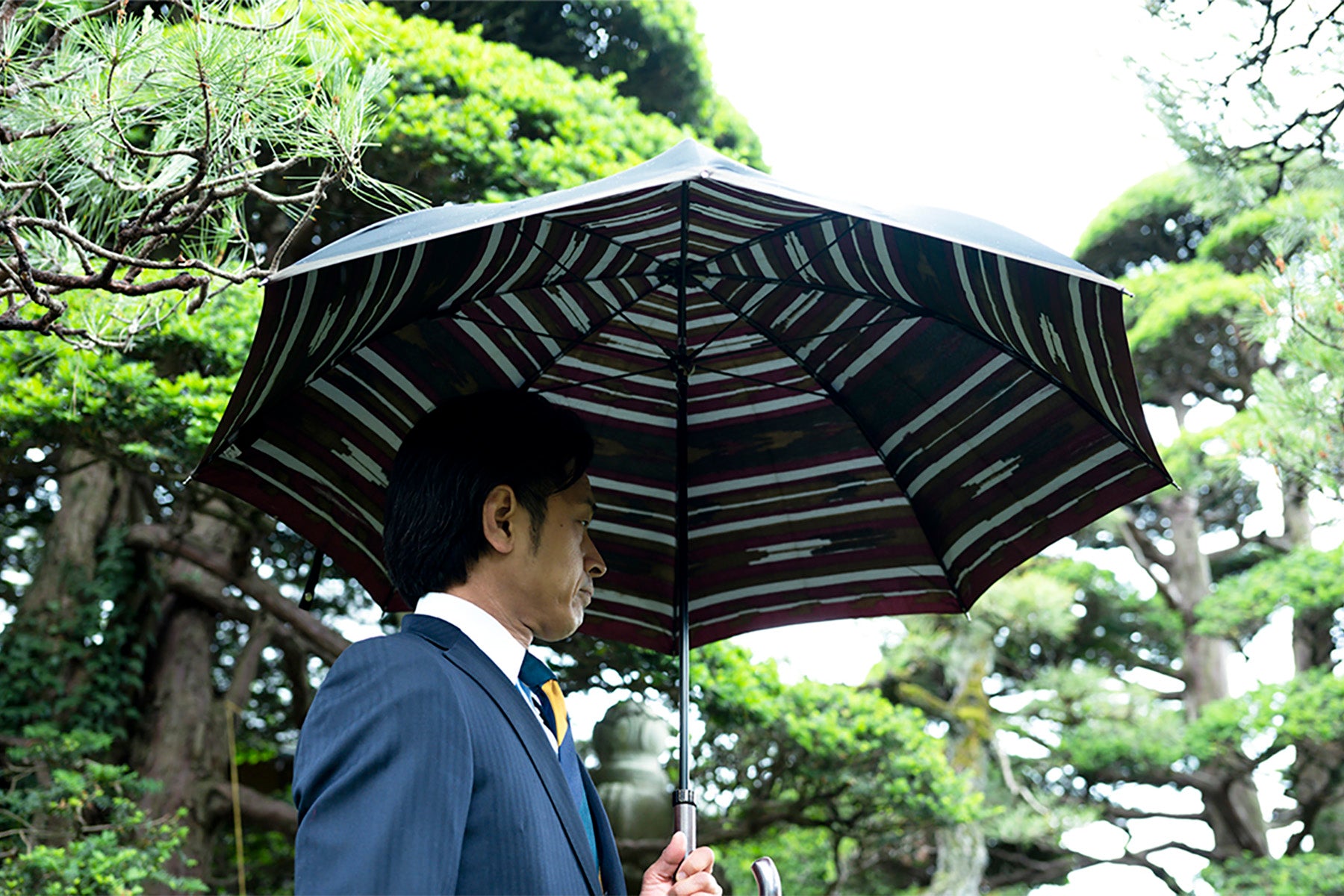 ほぐし織りの紳士長傘