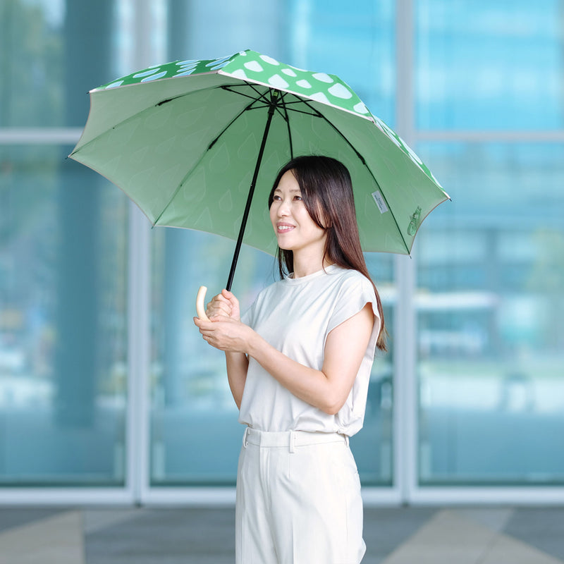 レディース 晴雨兼用折りたたみ傘 fusion しずく 使用イメージ