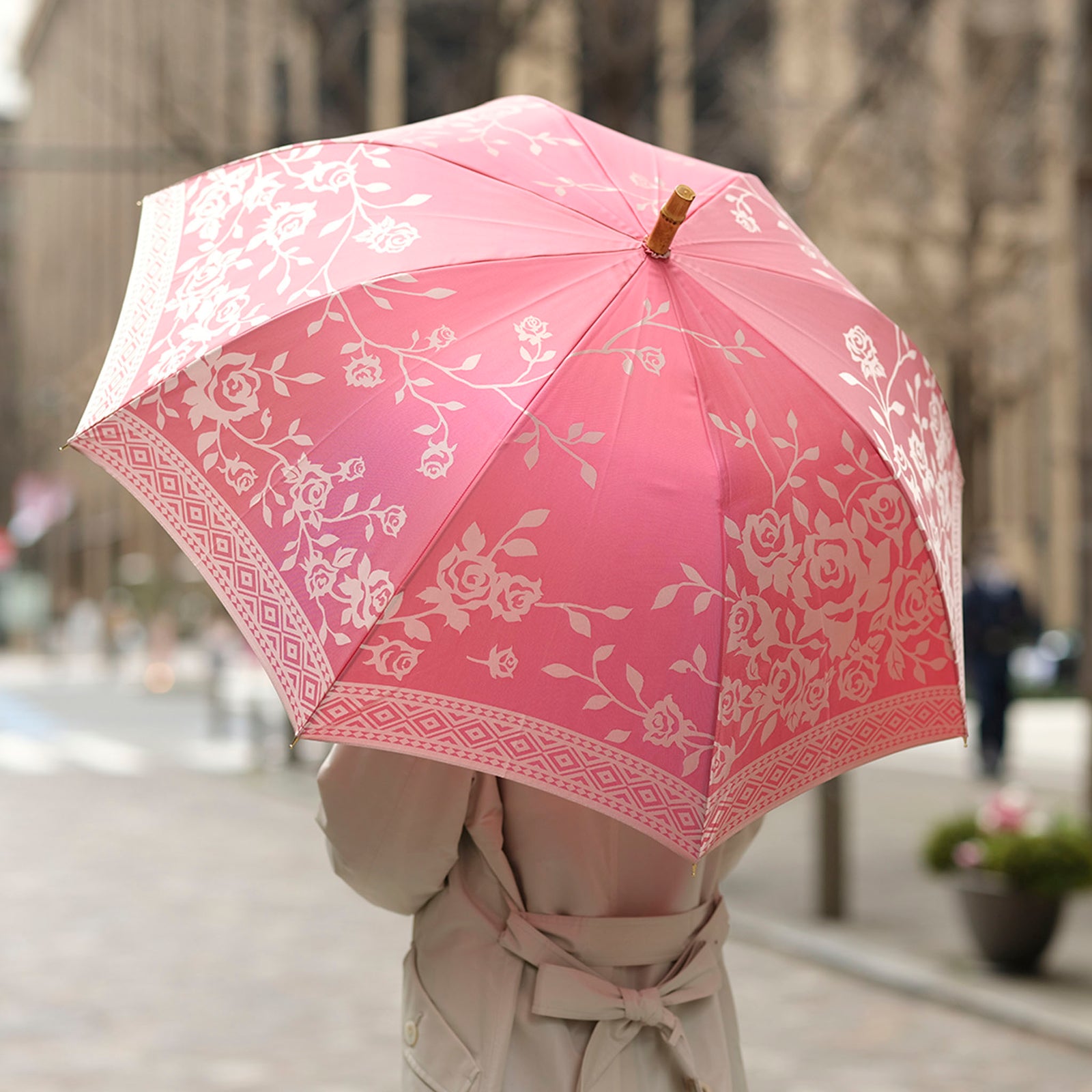 かわいい花柄のレディース長傘！晴雨兼用雨傘8本骨60cm