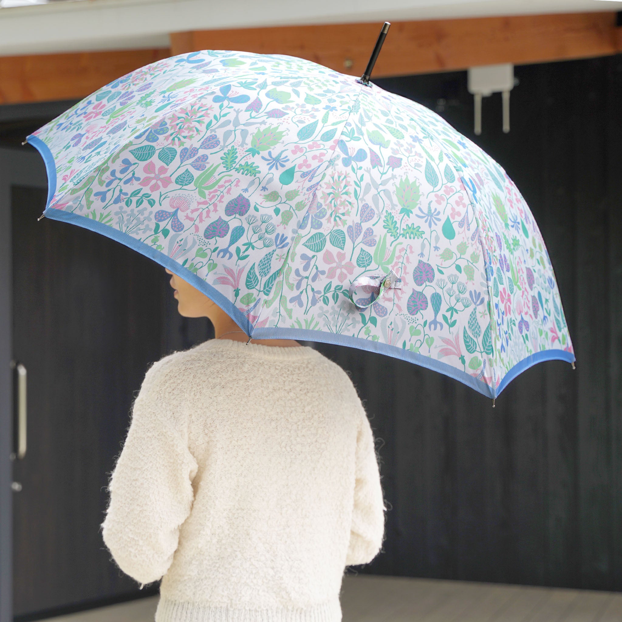北欧デザインのかわいいレディース長傘！晴雨兼用雨傘8本骨60cm