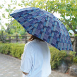 晴雨兼用日傘 feel.t ブロックカット ダークブルー　使用イメージ