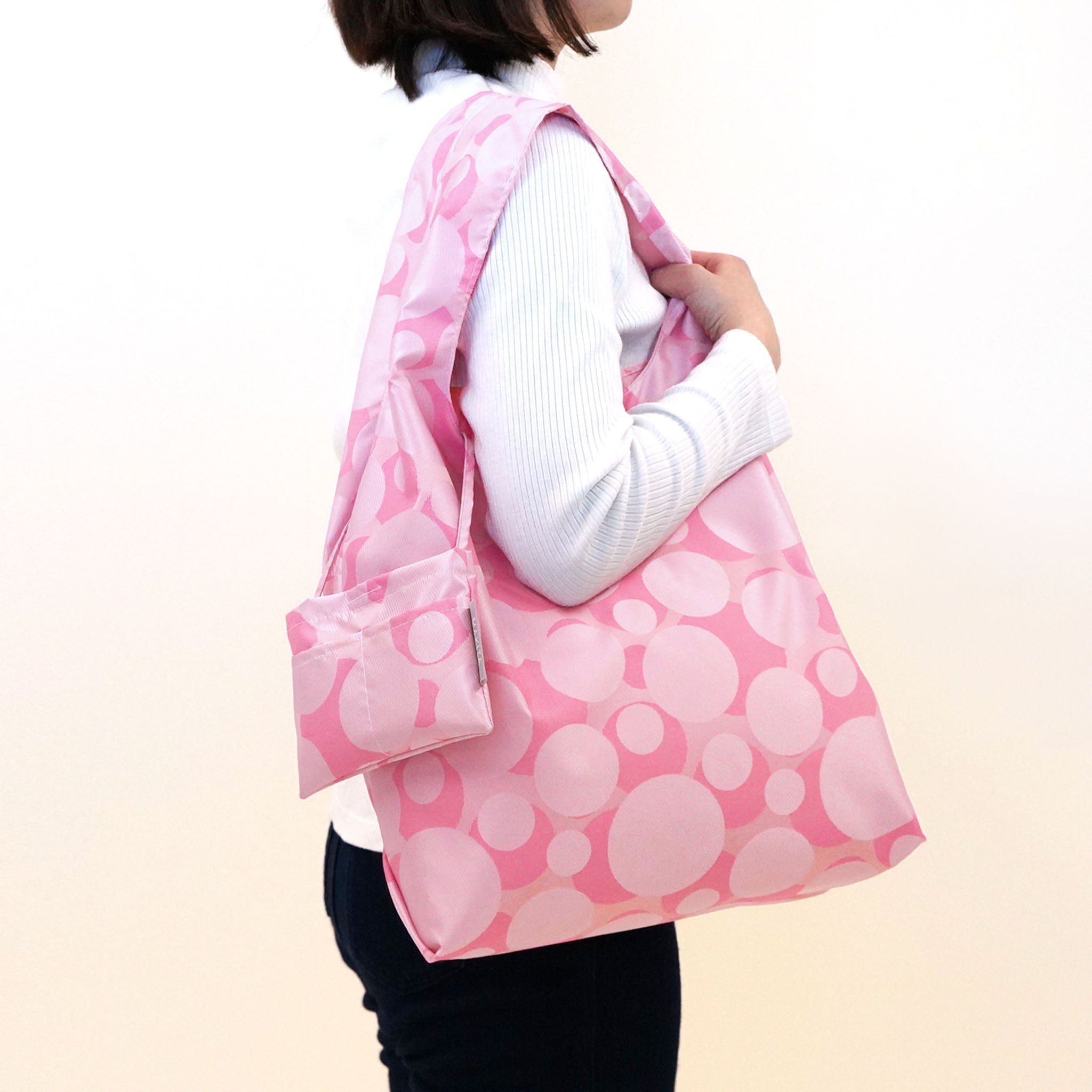 防撥水付きエコバッグumbrellaclothbag バブル ピンク使用イメージ