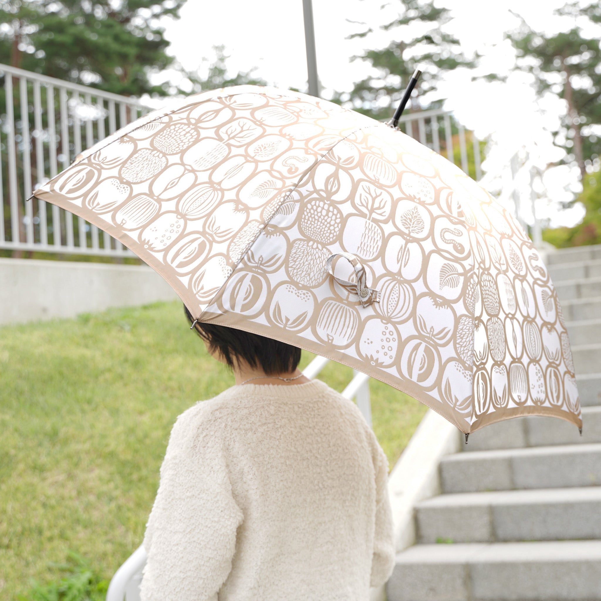大人の女性にぴったりなレディース長傘！晴雨兼用雨傘8本骨60cm
