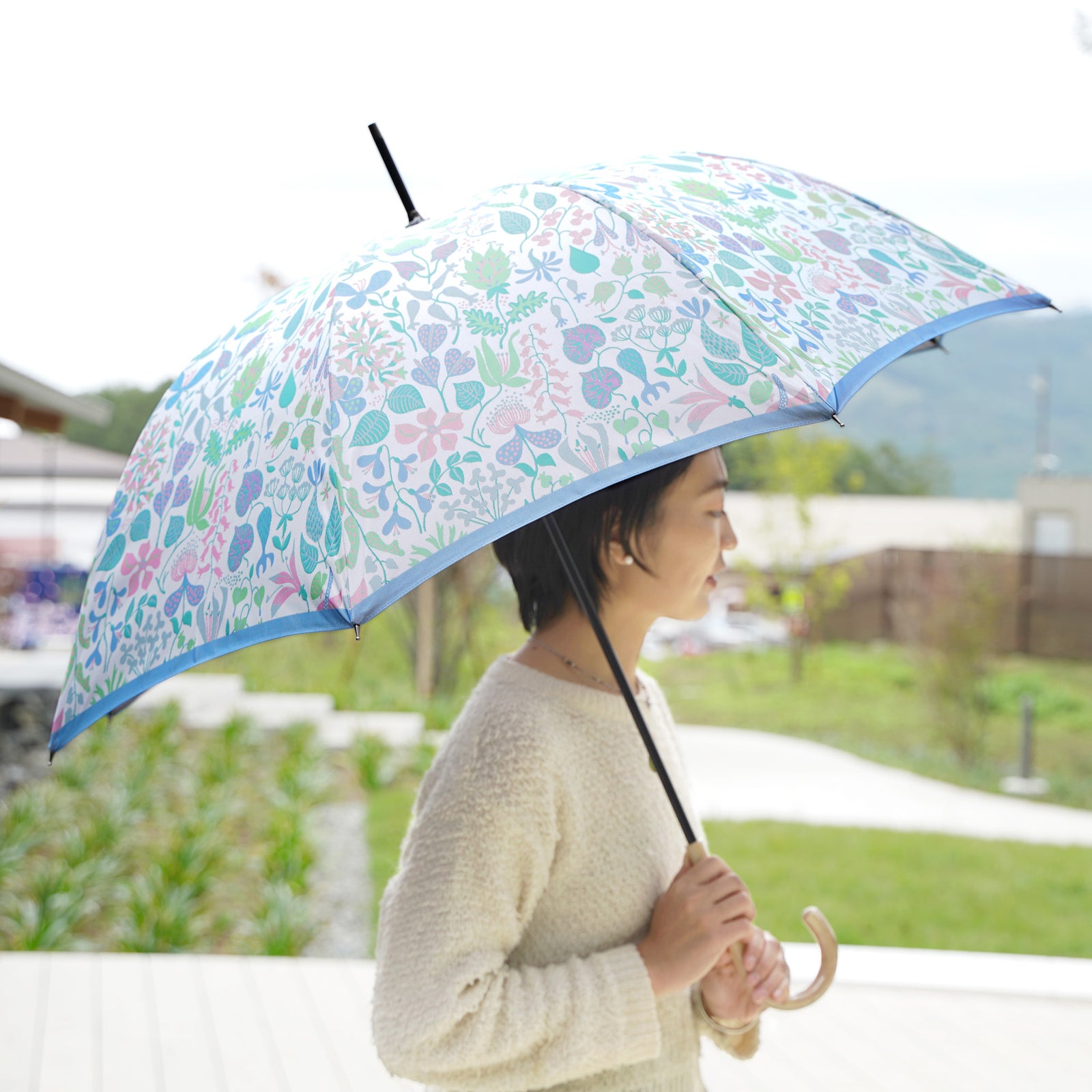 北欧デザインのかわいいレディース長傘！晴雨兼用雨傘8本骨60cm