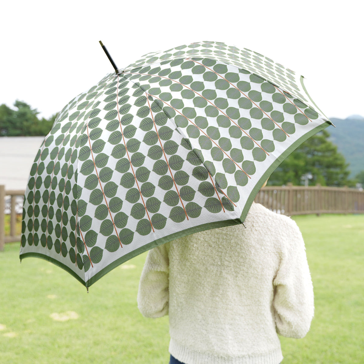 逸品！【 SILIK 】シリック 最高級傘立て 約20万円 アイボリー系 