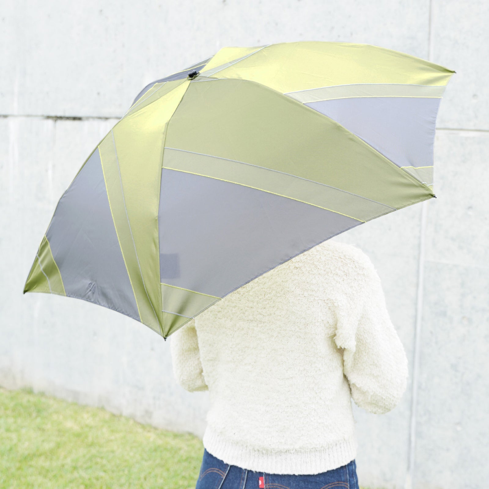 軽量・コンパクトなレディース折りたたみ傘！晴雨兼用雨傘6本骨55cm