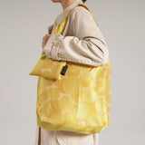 防撥水付きエコバッグumbrellaclothbag バブル イエロー使用イメージ