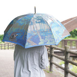 晴雨兼用　レディース　八ヶ岳の森　昼下がり　ブルー　長傘　使用イメージ