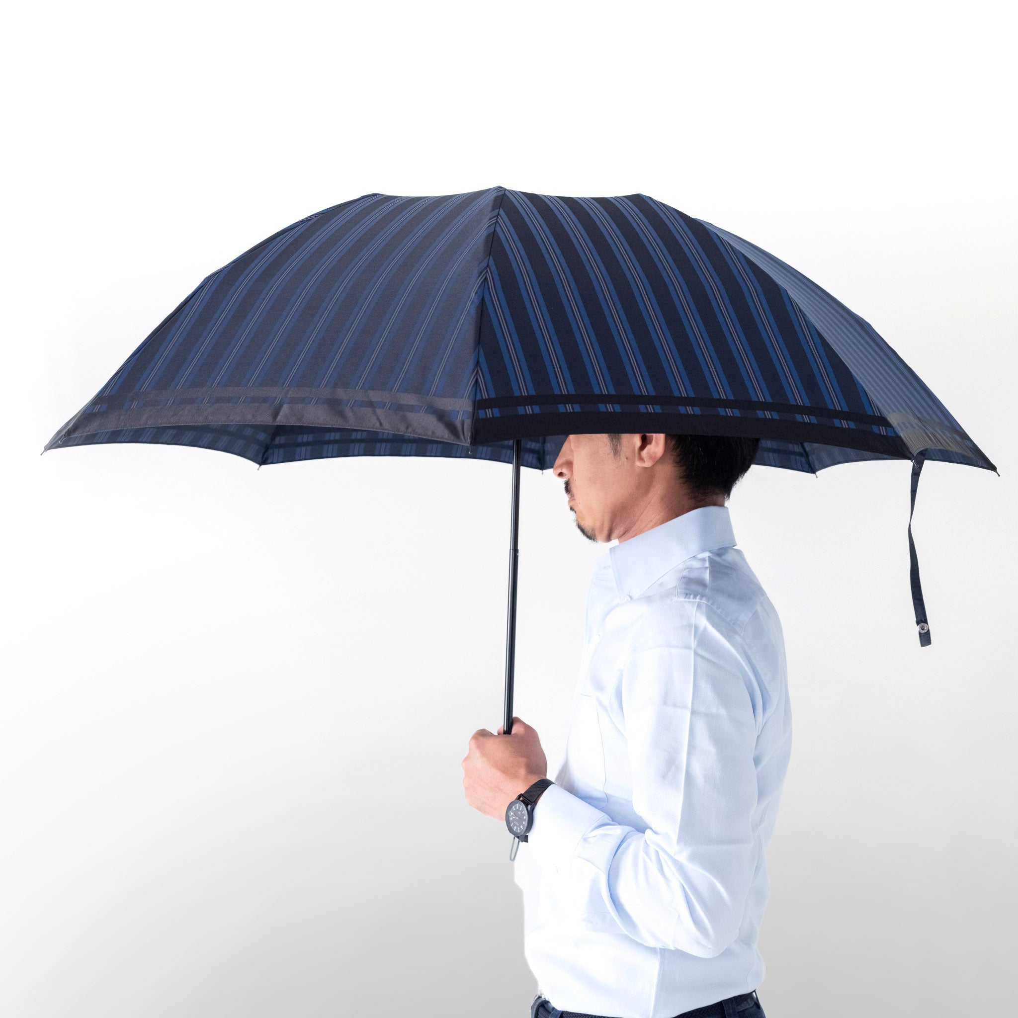 爽やかなメンズ折りたたみ傘！日傘にもなる晴雨兼用雨傘8本骨60cm