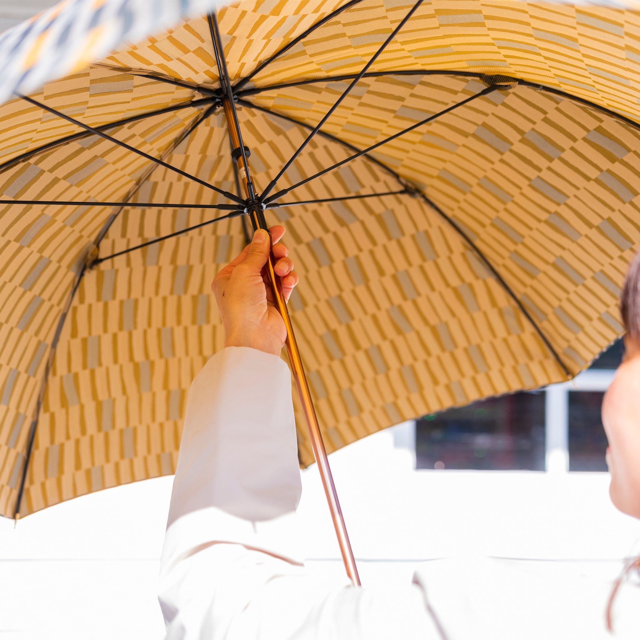 幅広い世代に人気のレディース長傘！晴雨兼用雨傘8本骨60cm