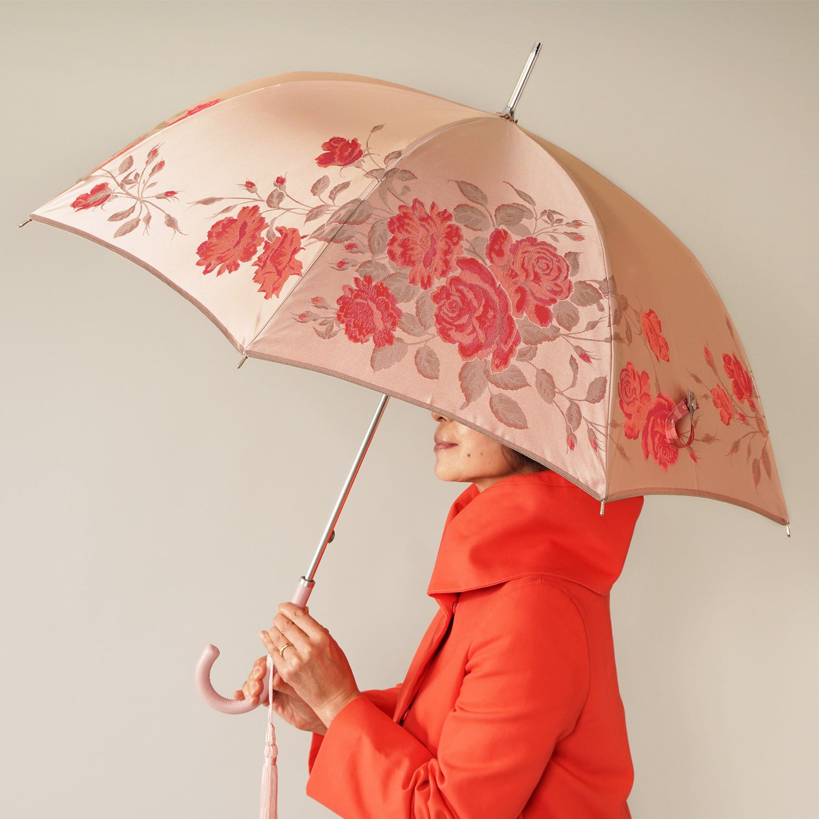 上品な特別感をまとうレディース長傘！晴雨兼用雨傘8本骨60cm