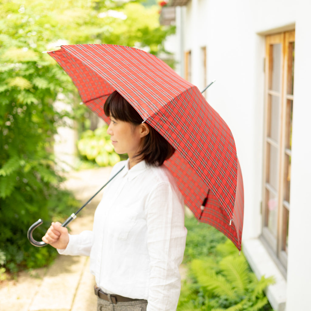 定番のチェック柄をあしらったレディース長傘！雨傘8本骨60cm